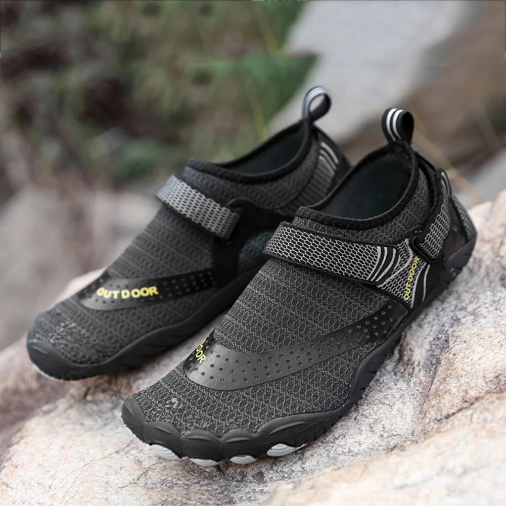 Unisex Swimming Water Shoes Men Barefoot Outdoor Beach Sandals Upstream Aqua Shoes Plus Size Nonslip River Sea Diving Sneakers