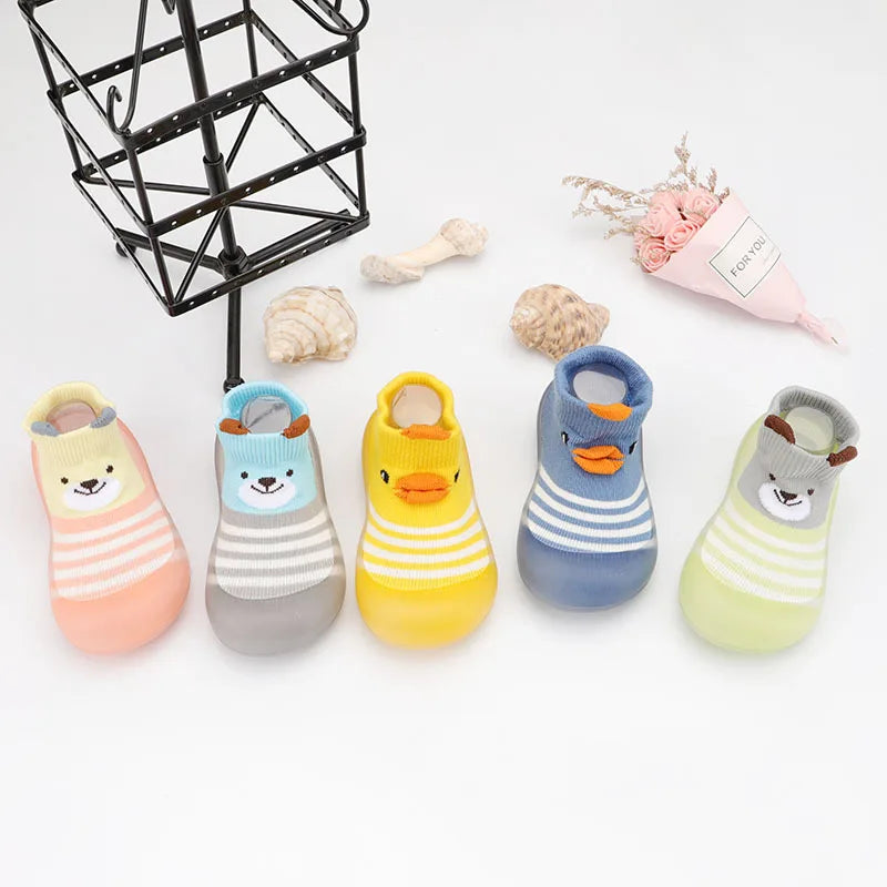 Comfortable and Healthy Cartoon Animal Pattern Non-slip Silicone Sole Baby Shoes – Perfect for Little Feet!